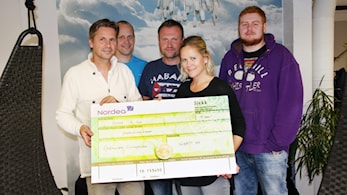 Får 15.000 kroner i gave fra Waveit